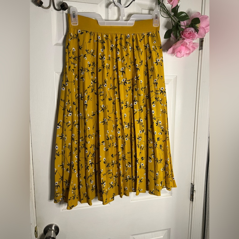 Andi + James Midi Floral Skirt